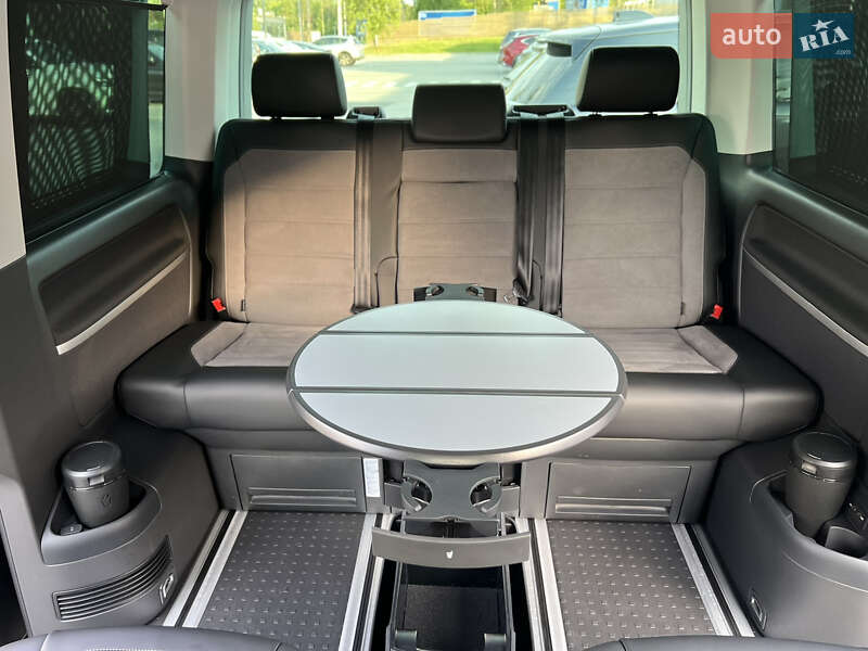 Минивэн Volkswagen Multivan 2020 в Киеве