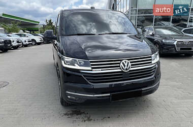 Минивэн Volkswagen Multivan 2021 в 