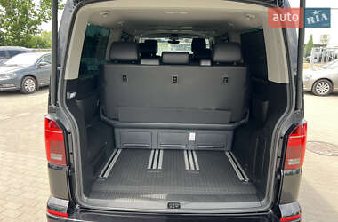 Минивэн Volkswagen Multivan 2021 в 