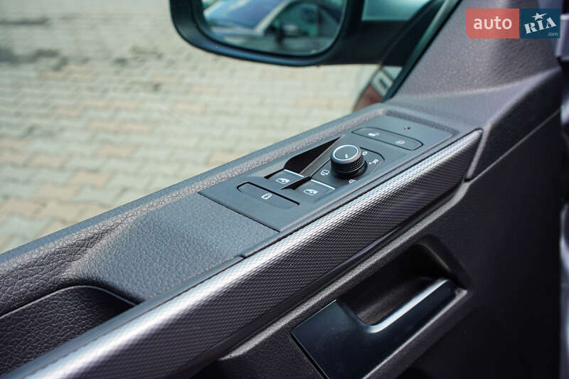 Минивэн Volkswagen Multivan 2020 в Житомире