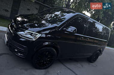 Минивэн Volkswagen Multivan 2016 в 
