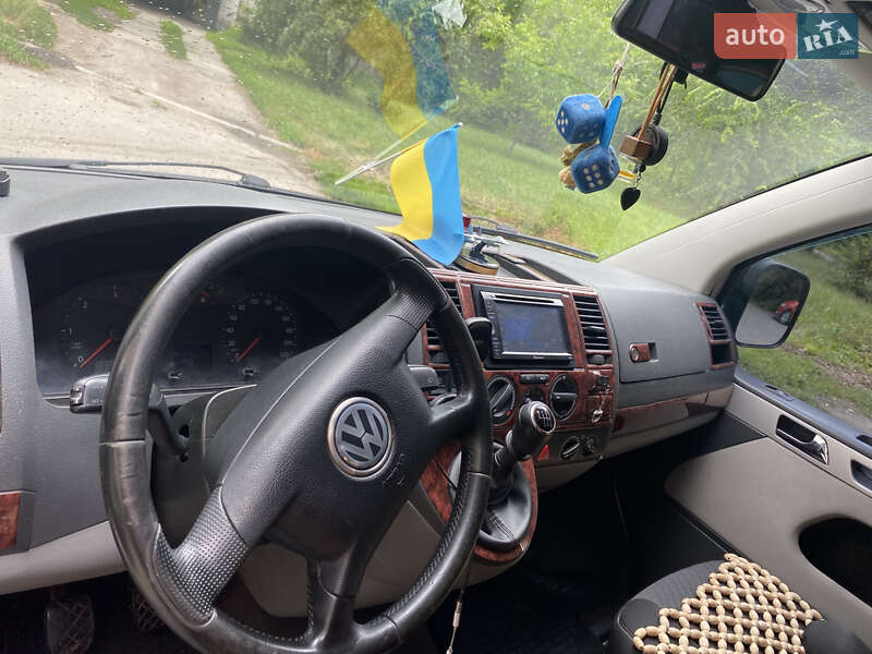 Минивэн Volkswagen Multivan 2006 в Черкассах