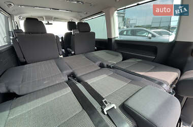 Минивэн Volkswagen Multivan 2018 в 