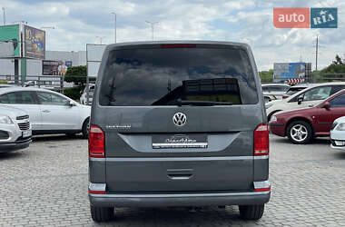 Минивэн Volkswagen Multivan 2018 в 