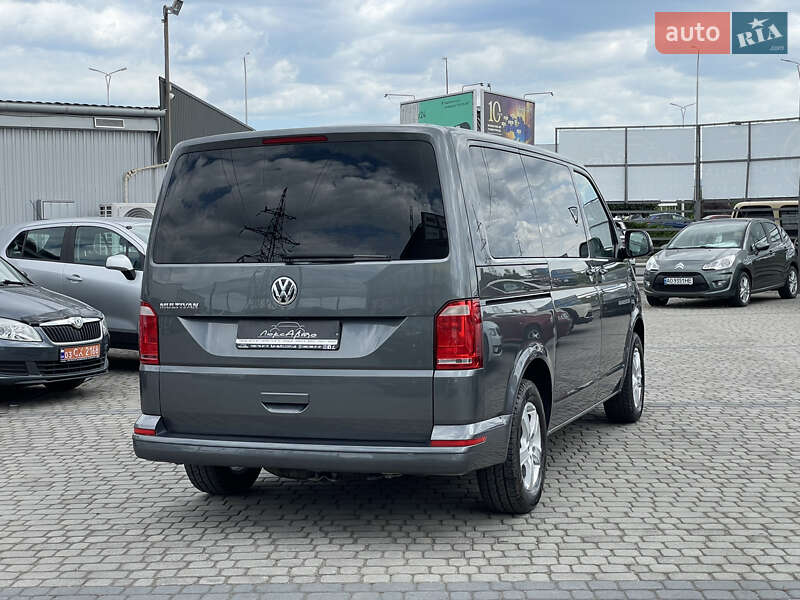 Минивэн Volkswagen Multivan 2018 в Мукачево