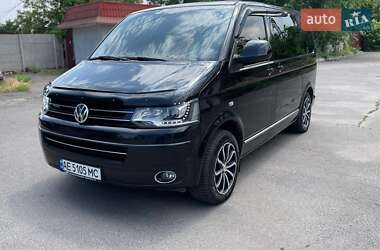 Минивэн Volkswagen Multivan 2010 в 