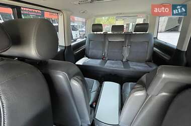 Минивэн Volkswagen Multivan 2010 в 