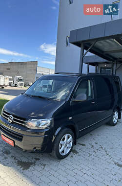 Минивэн Volkswagen Multivan 2012 в Львове