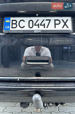 Минивэн Volkswagen Multivan 2012 в 