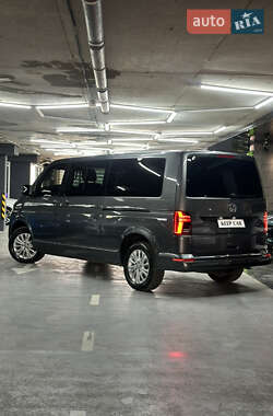 Минивэн Volkswagen Multivan 2021 в 