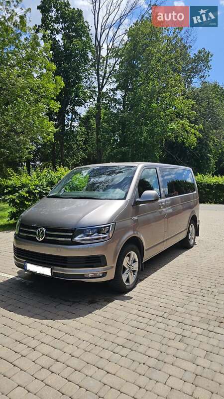 Минивэн Volkswagen Multivan 2018 в Киеве