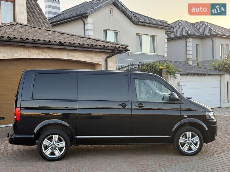 Минивэн Volkswagen Multivan 2014 в Одессе