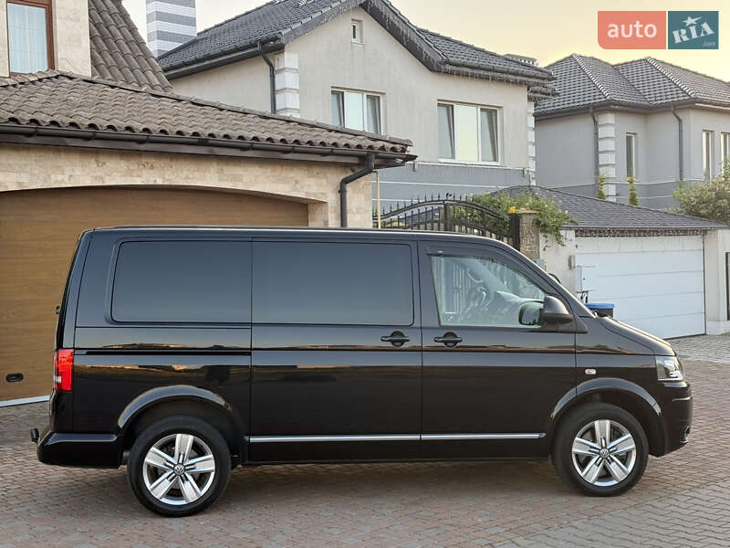 Минивэн Volkswagen Multivan 2014 в Одессе