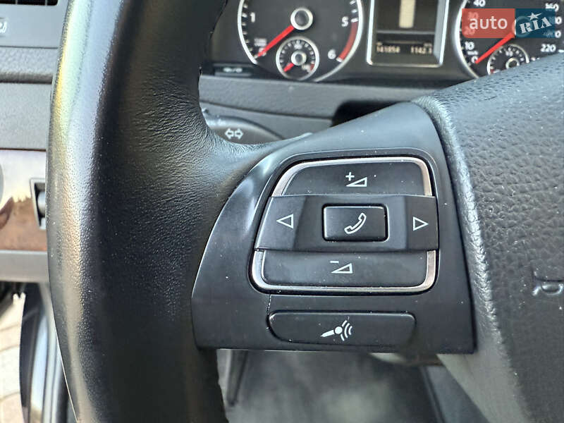 Минивэн Volkswagen Multivan 2014 в Одессе