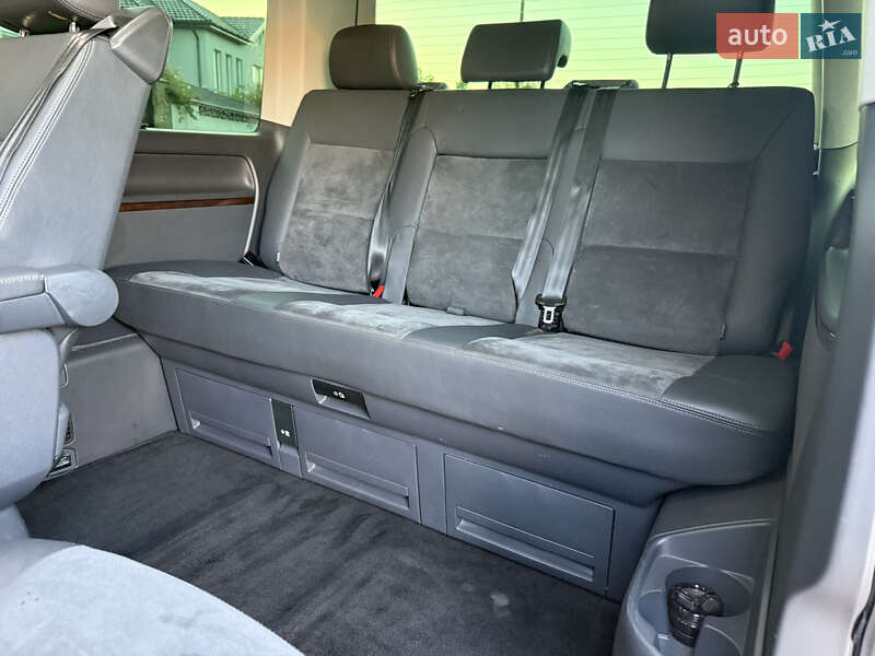 Минивэн Volkswagen Multivan 2014 в Одессе