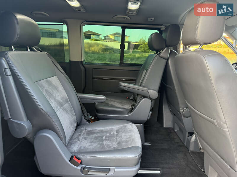 Минивэн Volkswagen Multivan 2014 в Одессе