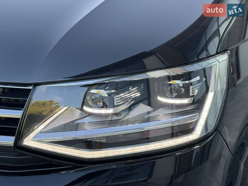 Минивэн Volkswagen Multivan 2019 в Тернополе