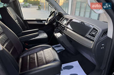 Минивэн Volkswagen Multivan 2019 в 