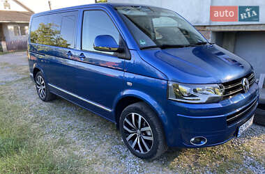 Минивэн Volkswagen Multivan 2015 в Львове
