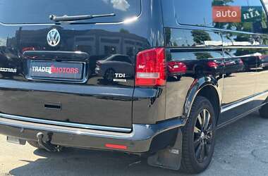 Минивэн Volkswagen Multivan 2012 в 