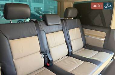 Минивэн Volkswagen Multivan 2012 в 
