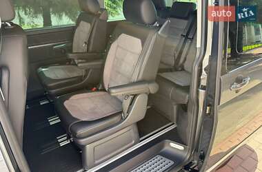 Минивэн Volkswagen Multivan 2023 в 