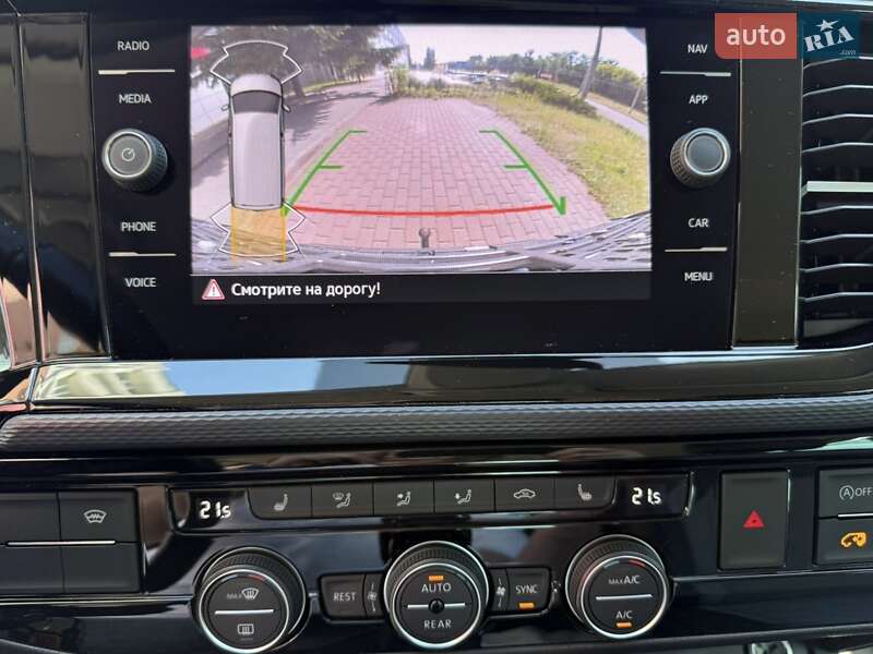 Минивэн Volkswagen Multivan 2023 в Черкассах