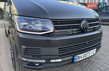 Минивэн Volkswagen Multivan 2010 в 