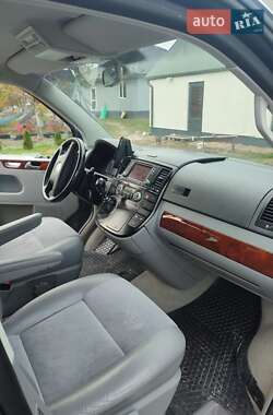 Минивэн Volkswagen Multivan 2004 в 