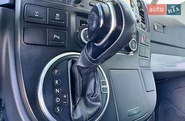 Минивэн Volkswagen Multivan 2011 в 