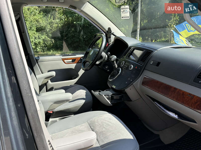 Мінівен Volkswagen Multivan 2008 в Житомирі