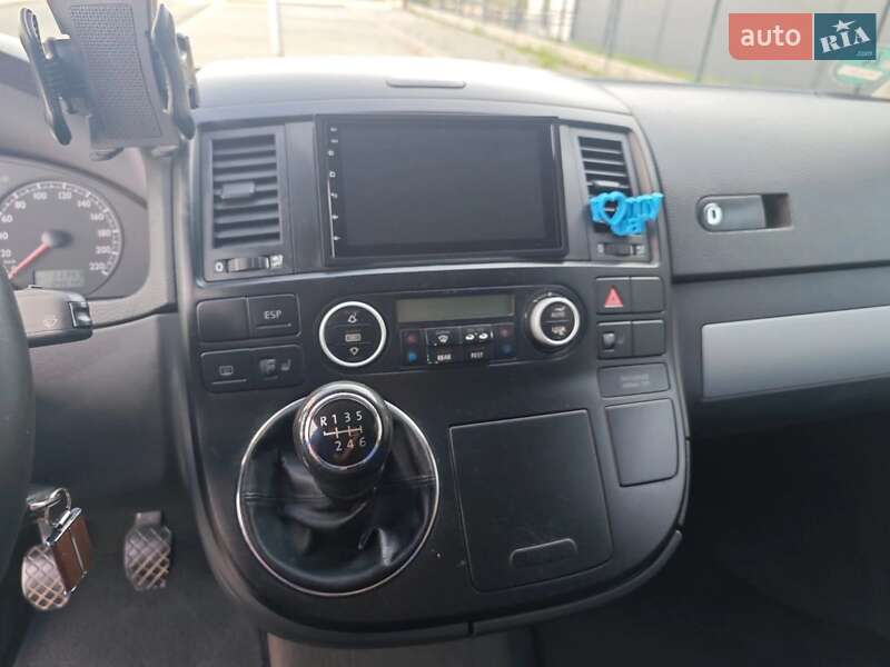 Минивэн Volkswagen Multivan 2005 в Ивано-Франковске