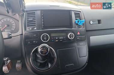 Минивэн Volkswagen Multivan 2005 в 