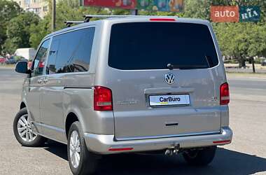 Минивэн Volkswagen Multivan 2015 в 