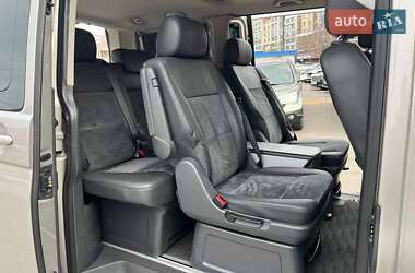 Минивэн Volkswagen Multivan 2015 в 