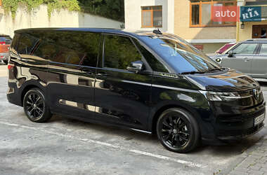 Минивэн Volkswagen Multivan 2022 в Львове
