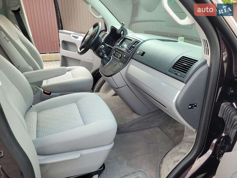 Мінівен Volkswagen Multivan 2014 в Луцьку
