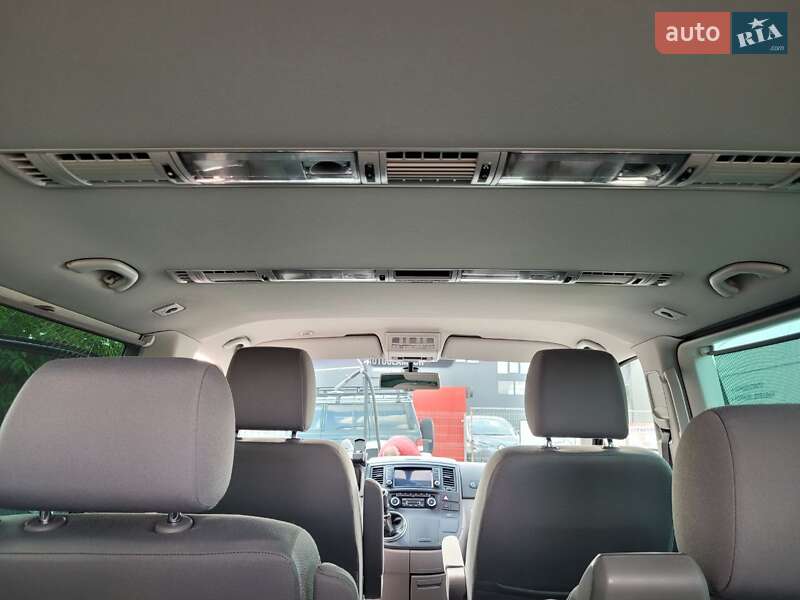 Мінівен Volkswagen Multivan 2014 в Луцьку