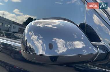 Минивэн Volkswagen Multivan 2019 в 