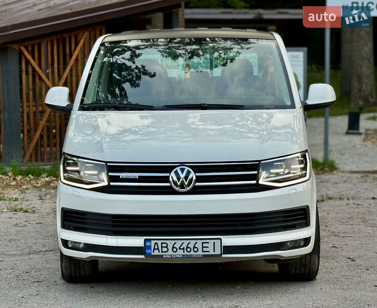 Минивэн Volkswagen Multivan 2011 в 