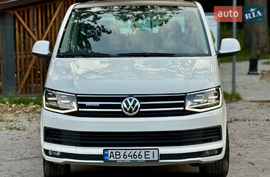 Минивэн Volkswagen Multivan 2011 в 
