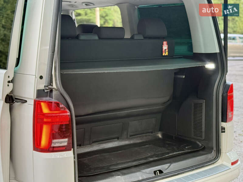 Минивэн Volkswagen Multivan 2011 в Хмельницком