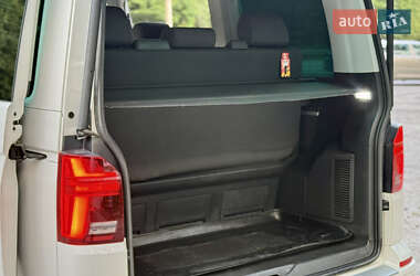 Минивэн Volkswagen Multivan 2011 в 