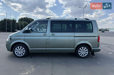 Минивэн Volkswagen Multivan 2011 в 