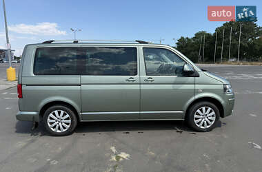 Минивэн Volkswagen Multivan 2011 в 