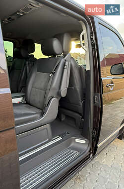 Минивэн Volkswagen Multivan 2015 в 