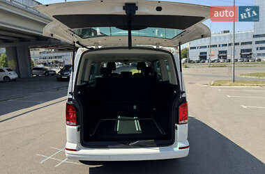 Мінівен Volkswagen Multivan 2020 в 