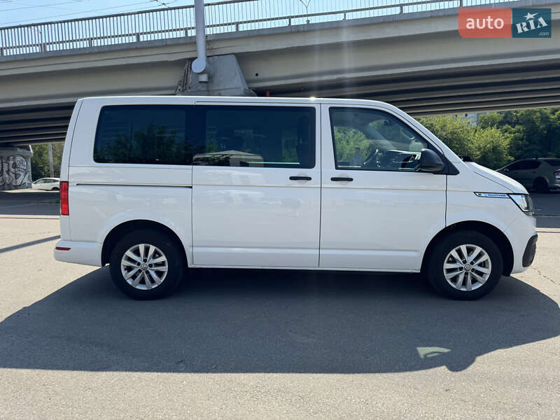 Мінівен Volkswagen Multivan 2020 в Києві