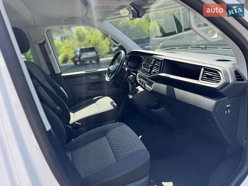 Мінівен Volkswagen Multivan 2020 в Києві