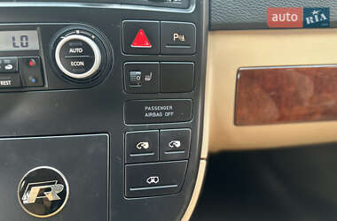 Минивэн Volkswagen Multivan 2008 в 